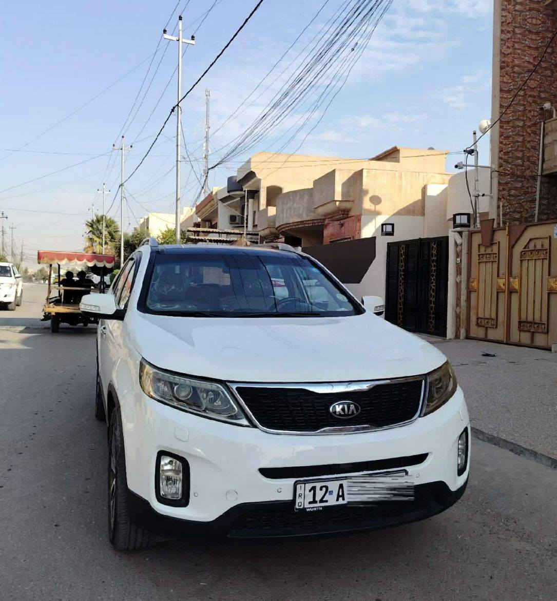 سورنتو2013 شكل 2014
خليجي فول مواصفات محرك 6 سلندر 

مواصفات: بصمة تشغيل - بصمة أبواب - بانوراما - كشن كهرباء - تحكمات ستيرن - كامرة خلفية - حساسات خلفية - حساسات أمامية - مري شفط - اشاير بالمري - نظام ايكو اقتصادي - كشنات قماش - كيج الكتروني - زراگات لايتات - شاشة بلادي - تبريد شاشة.

السيارة مكفولة ما عدا شبر بارد بالبنيد.

السعر :188 وبيها مجال بسيط 

للاستفسار اكثر التواصل على الرقم : ***********
