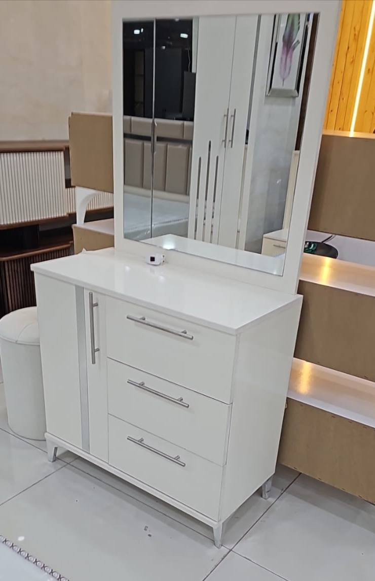 🇹🇷#معرض_ديڤان_للأثاث_التركي🇹🇷

          🍂🍂#DEVAN_MOBILYA🍂🍂
🌹غرف نوم للعرسان
🌹طخم قنفات  ✅🇹🇷
🍀ديوان حرف L حسب الطلب
🫒كاونترات حسب الطلب بخشب 🍏MDF.وبالون بريس

 🎊🔨✅🌸

#خلي #بيتك #رائع #من معرض دیڤان للاثاث 🇹🇷🦋
عنواننا 👇👇👇
#كركوك 📌#راس_دوميز #مقابيل #المحلج_القطن 🏛
#نحنا في خدمتكم #زبائننا #الكرام   
للتواصل معنا عبر ☎️

واتساب☎️***********
☎️***********

Instagram / devan_mobilya 👩‍💻📥

يرجى انتبااا من بعض المعارض المتشابه مثلا معرض ديفاند 
نحنا #معرض_ديفان_للأثاث_التركي 🇹🇷🤗
وليس معرض ديفاند ⚠️⚠️⚠️
