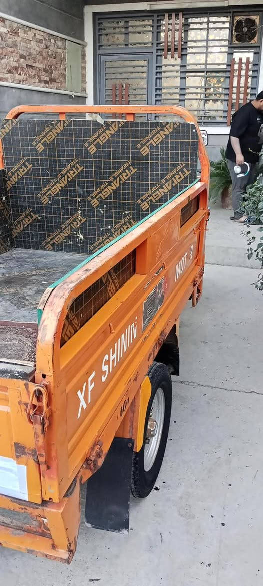 سلام عليكم ستوته صقر للبيع مديل ٢١مكينه ٢٢اوراق اصولي كمرك مكاني بغداد العماري سعر 1550بيها مجال حك جيه ***********
