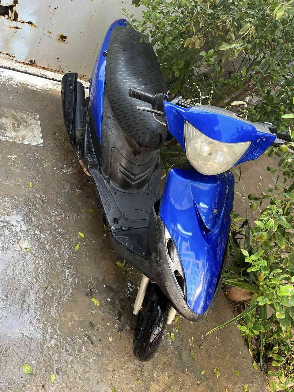 ماكس عدلة
بوشه وبستم وكور جديد شديتهم بلادي
سلف رياضي
سلف وهندر شغالات بصمه
ترايشها والسبايدر موجودات 
السعر 350
بغداد
***********
