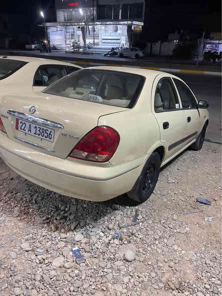 نیسان سەنی تەکسی 2009 گێڕ عادی جام کارەبایی ناو زەرد 
ڕەقەم و سەنەوی نوێیە گێڕ و مەکینەی بەشەرت تەبریتی بەشەرت تەحویل و غەرامەی بەشەرت 
سەیارەکە دوو پارچە و نیوی بۆیاخە بێ ناوگرتن پێش و پشتی کەپسە 
سعری ١٠٢ گەڵا و مەجال 
***********
هەولێر بنەسڵاوە أربيل
