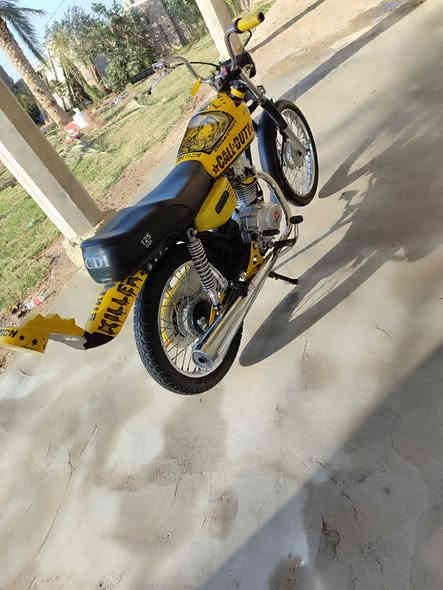 نامه شاصي 23اوراق سكنر ولتعميره 25 محرك رابيدو ما مفتوحه حته تفيلس ما فيلسه دراجه جديده مامتعوبه مكان شطره سعر خاص ***********
