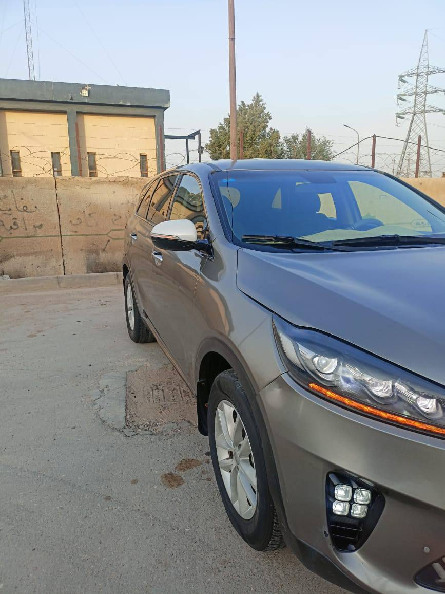 السلام عليكم سورنتو للبيع موديل 2018شكل 2020 وارد امريكي 4سلندر 5راكب السياره مصبوغه عام اثر تجيه خفيفه السعر 140 رقم ذي قار باسمي تحويل ثاني يوم المكان ناصريه مركز 
للأستفسار 
***********
***********
