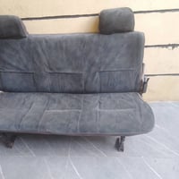 كشنات للبيع طخم كامل او تكات ابيع السعر 300 رقم الموبايل 07502187003 ب...