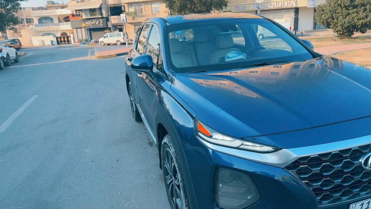 السلام عليكم عندي سنتافي موديل 2020 وارد امريكي حادث جاملغ خلفي عكس السايق والسونر مرفوقه بل منشور مواصفات  فول عدا الفتحه  عداد الكتروني وبصمه وشاشه كبيره فول تحكم ستيرن جهتين كروز مثبت السرعه مانع الانزلاق سايد بريك بصمه لايتات زينون بلوجكترات زينون نضام صعود ونزول منحدرات اوتو هولد A إطفاء وتشغيل ذاتي عند التوقف بالازدحام شاشه تاب كامره دوراه مود درايف ثلاثه انضمه قياده سبورت وسمارت وايكو اقتصاد البانزين  AWD فور ويل گير ومحرك 2400 رقم بغداد تحويل ثاني يوم  داخل لونين وصور الحادث مرفقه مع الصور  سياره ماشيه 115 ميل / مكان السيارة بغداد سعرها 178 ورقه 
*********** بغداد, العراق
