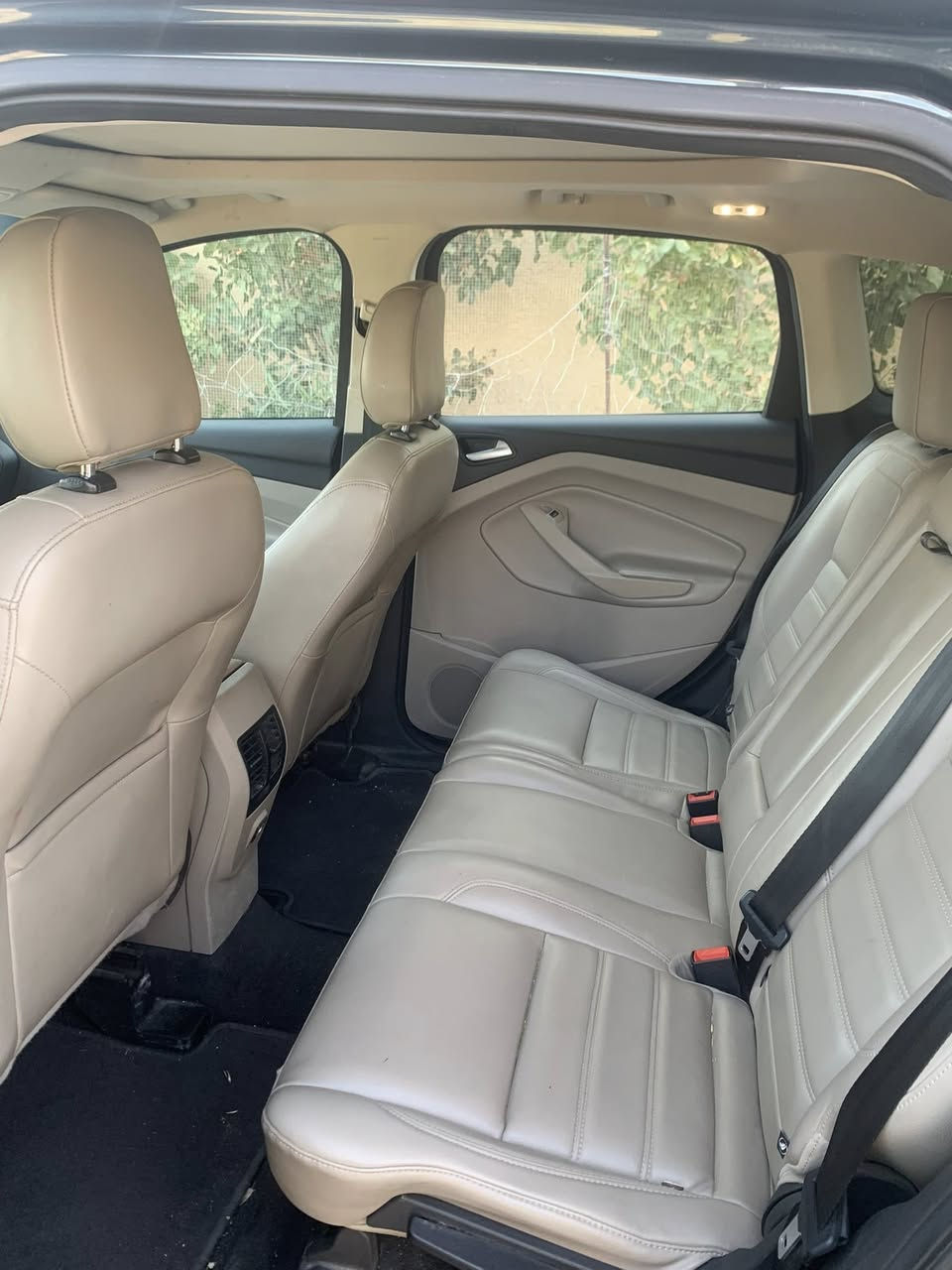 السلام عليكم كل عام وانتم بالف خير
للبيع فورد سكيب 2019 محرك 1500 تيربوا الضرر جاملغ دواخل بدون ايرباك والسياره معروضه وبيك خير وتدلل عارضه 140 وبيه مجال


**إذا كنت صاحب هذا الإعلان وتريد حذفه لأي سبب، رجاءا أرسل رسالة إلى الدعم الفني**