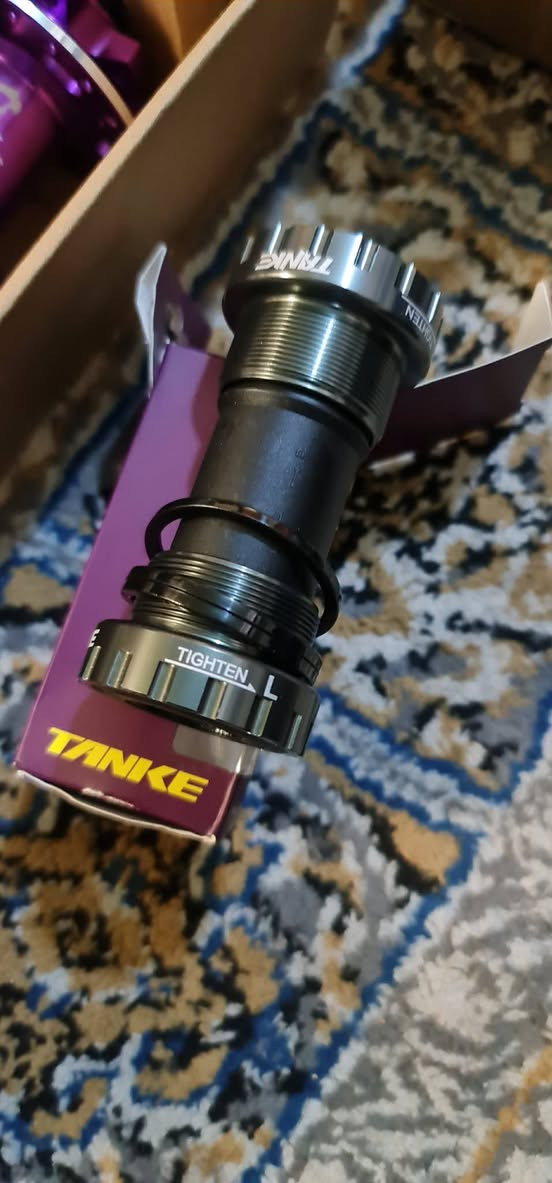 غراض باسكل كلهن ماركات مامستخدمات للبيع كلمن وسعره التواصل خاص او ***********
