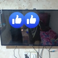 4 كامرات وجهازهن شغلات +شاشه حجم 32 نظيفه للاستفسار07725499484