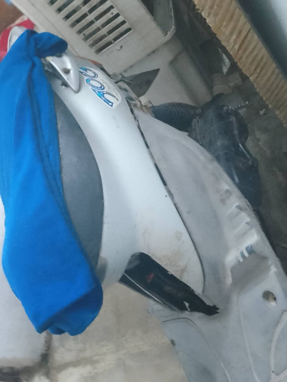 دراجه ساسوكي عداده 80 للبيع منطقه الرشاد 125 وبيها مجال بس كلتشات خلفي تصليح كلتشات خلفي ***********
