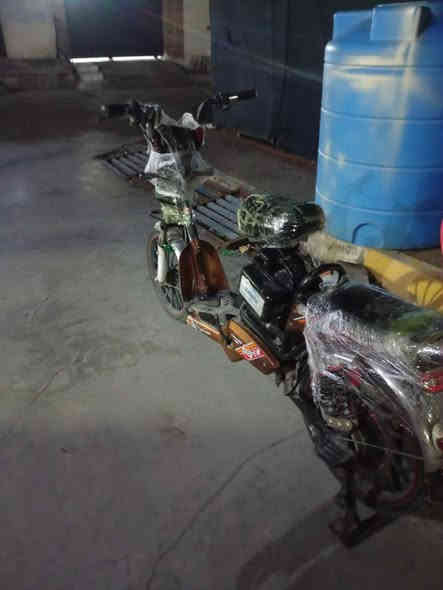 سلام عليكم للبيع بايسكل شحن
مابي اي عيب   4 بطاريات بلشرط.  كهربائيات كلها شغاله  بس الشاشه مالته عاطله    موديل 24 مكان كركوك  منطقة 55  شراي خابر الرقم ***********
