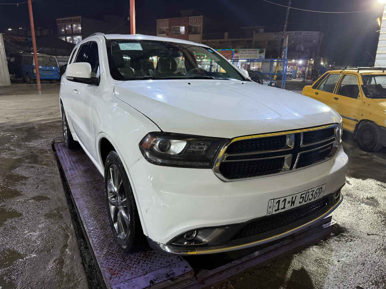 السلام عليكم شباب 
دوج دورنكور 
للبيع 
السعر 180💲
مكان السياره بغداد
رقم الهاتف ***********
