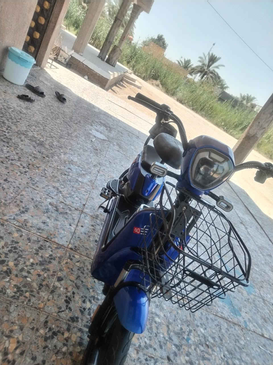 سلام عليكم بايسكل شحن للبيع كامل مكمل اي نقص مابيه كلشي شغال من اشاير من دبلات من هورن كله شغال عوزه بس باتريات والله جيب وياك باتريات او تفحصه لبايسكل خير من الله مستعجل عله فلوسه سعر 200 مكاني بابل مشروع المسيب لاتصال عل رقم ***********
