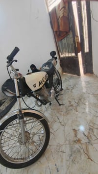 اربع كير كلك للبيع قيمه وخابرني 07881804919واتساب