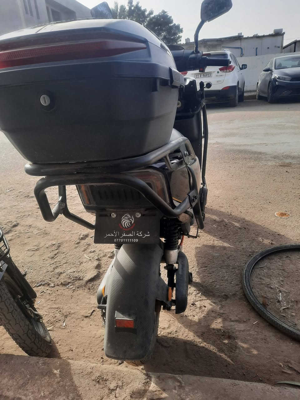 سلام عليكم دراجه شحن ٧ بطاريه شلعه معدل سرعه ١٠٠ حقيقي بس للامانه بيهه بطاريه وحده ضعيفه أخذته قبل شهرين ب٩٠٠ رايدهه ب٦٢٥ ***********
