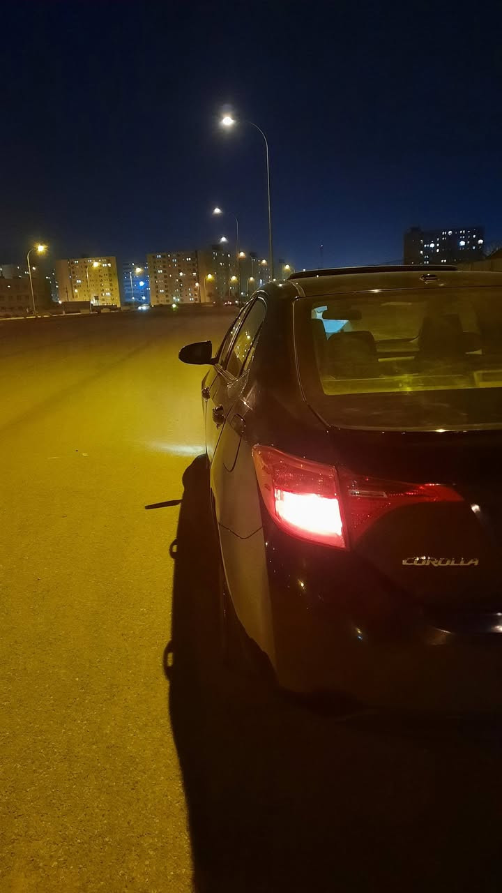 السلام عليكم .. كورولا 2017 se 🚘
المواصفات:✅️.                ***********☎️

بصمات لمس ابواب ✔️

فتحة سقف slide roof.          السونار مرفق مع الصور 

تبريد قطعتين بيانوا 🧊🥶

تشغيل بصمه 🫆                  المكان بغداد الكرخ الدوره 🏠

رادارات : ___سياره بأسمي رقم اربيل انكليزي تحويل ثاني يوم 

                نرخ114💲
