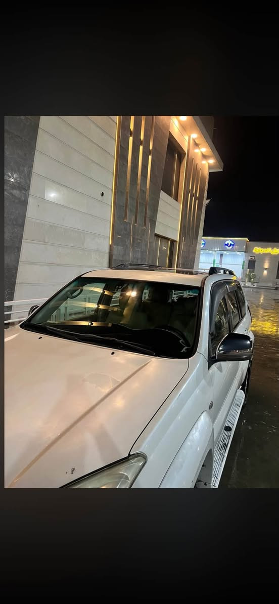 •للبيع _تويوتا برادو 2005 /6 سلندر
*السياره نضيفه وبحاله ممتازه 
•المحرك CC3800,نوع VX,غير مفتوح 
•الحاله :ضرر بسيط بيها صبغ بس الدعاميه الاماميه والخلفيه فقط , السياره نضيفه ومشدوده 
•النواقص كماليات بسيطه 
•المميزات :اعتمدايه تويوتا+استهلاك وقود اقتصادي + صيانه سهله 

الرقم للاستفسار: 
***********
