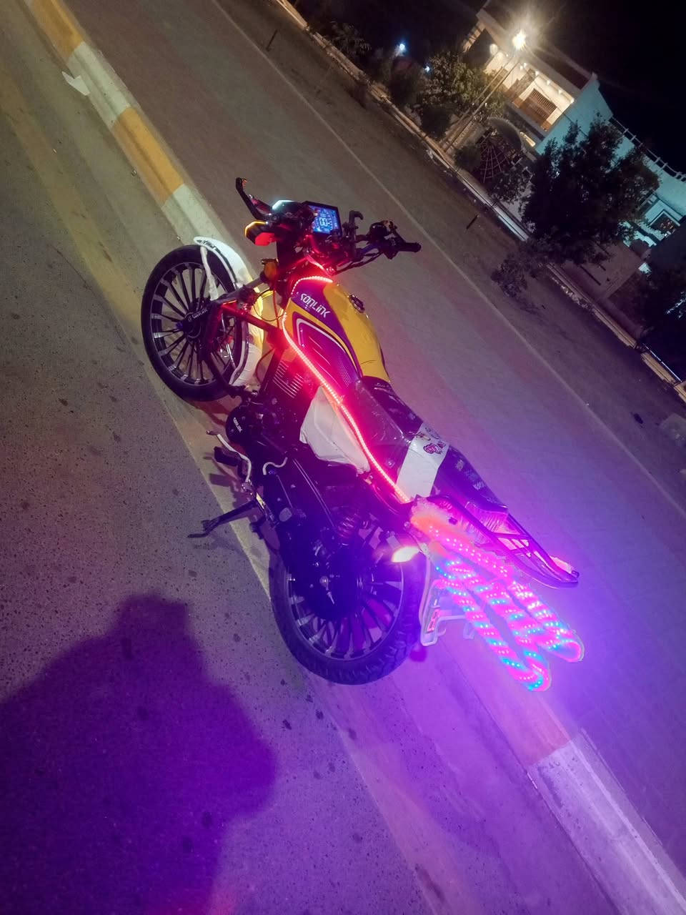 شباب دراجه سولنك باب اول نضافه فول موديل 25 محرك 200 اكفله كفاله عامه نضيفه شكد ماتصور المكان التاميم ركن المدينه السعر 950 وشراي يكللي خاص ولمو شراي لا يجيني دراجة كدام عينك اكفله كفاله عامه


**إذا كنت صاحب هذا الإعلان وتريد حذفه لأي سبب، رجاءا أرسل رسالة إلى الدعم الفني**