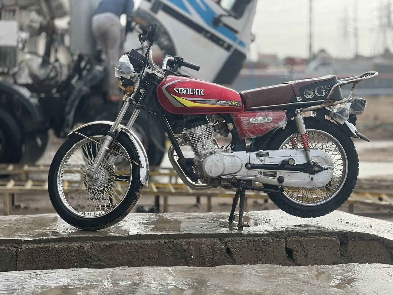 تايكر ٢٣ اصولي ٤اوراق ادامه جديده شرط الشاير ول بكلايت كله لد مال ٢٥ نضافه كدام عينك ضفيره جديده +اشاير+بكلايت+ملف+تايرات 
نقص بس تدبل لمجمع مال ليدات تشد مال تايكر دبل اشاير وتربط ضفيره مكفوله سعر ٥٢٥وبيهة مجال حك جيه لعنوان ديالى بعقوبه صناعه ثالثه
***********
