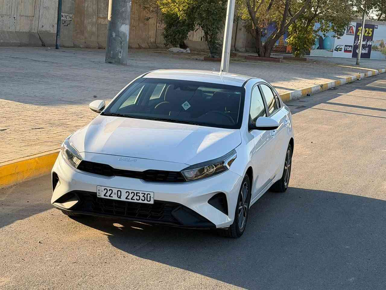 السلام عليكم للبيع فقط بدون مراوس
كيا فورتي  موديل 💯2023💯
ماشيه 50mمشي امريكا. سيارة. جديدة. اي نقص مابيها
دخول جديد وترقيم اربيل جديد وهزه جديده تحويل لو وكاله مضمون
• المحرك: 2000 دوش
• شاشه تدعم الكاربلي + كاميرا خلفية
• رادار أمامي
• 3 أنظمة قيادة
• تحكمات ستيرن+ نظام تحديد المسار
• السيارة نظيفة جداً وجديدة بمعنى الكلمة بدون اي نقص

حادث جاملغ خلفي صبغ. وشوية. بارد بل بنيد ايرباك راجعات سستم بدوون. دواخل 💯 وبدون اي نقص 

العنوان / بغداد العطيفية
السعر ١٥٢ وبيهة مجال بسيط
للأستفسار 📞  ***********
