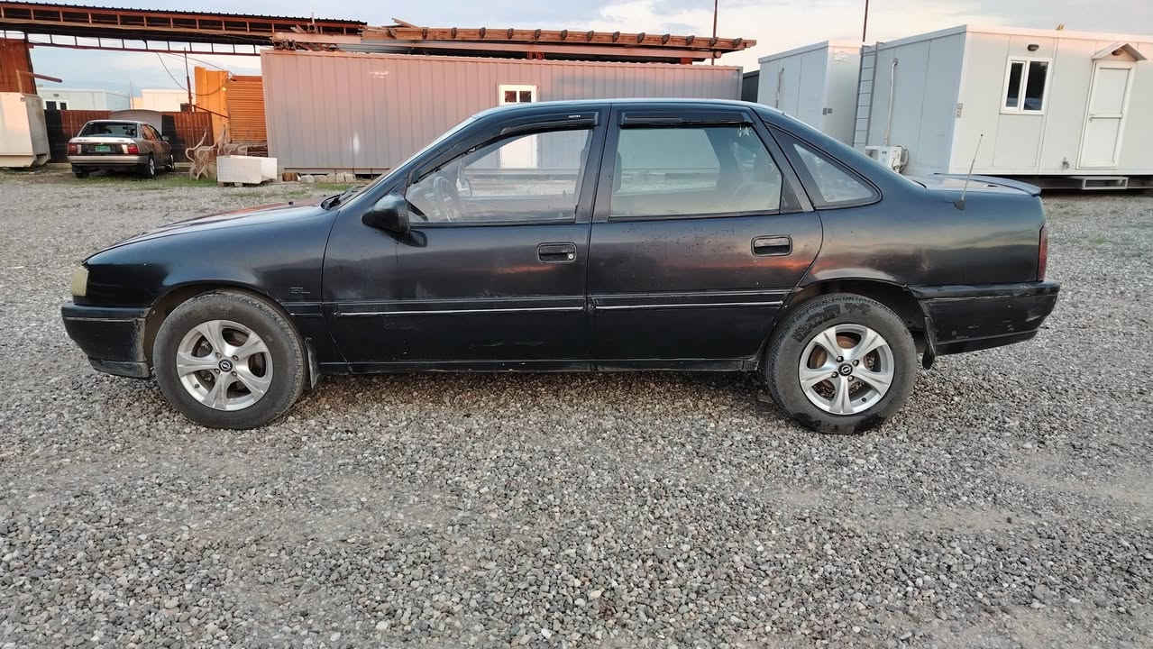 السلام عليكم اوبل فكتره للبيع حجم١٨ وديل ٩٢ سياره جاهزه اربع تيرات جديد وايرمنيه كلو شغال كابون بي الشرعي بل موصل تريد وكالا تريد تحويل السعر ٤٢ بي مجال الستفسار ***********
