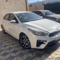 للبيع فقط  فورتي موديل 2019امريكي كفاله عامة سونرها موجود  سيارة جاهزة...