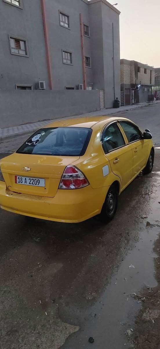 افيو تكسي ٢٠١٠
وارد امريكي محرك مسكر جديد 
رقم انكليزي الجديد هزه جديده 
 مكاني سماوه السعر 53 
او الاتصال على الرقم ***********
