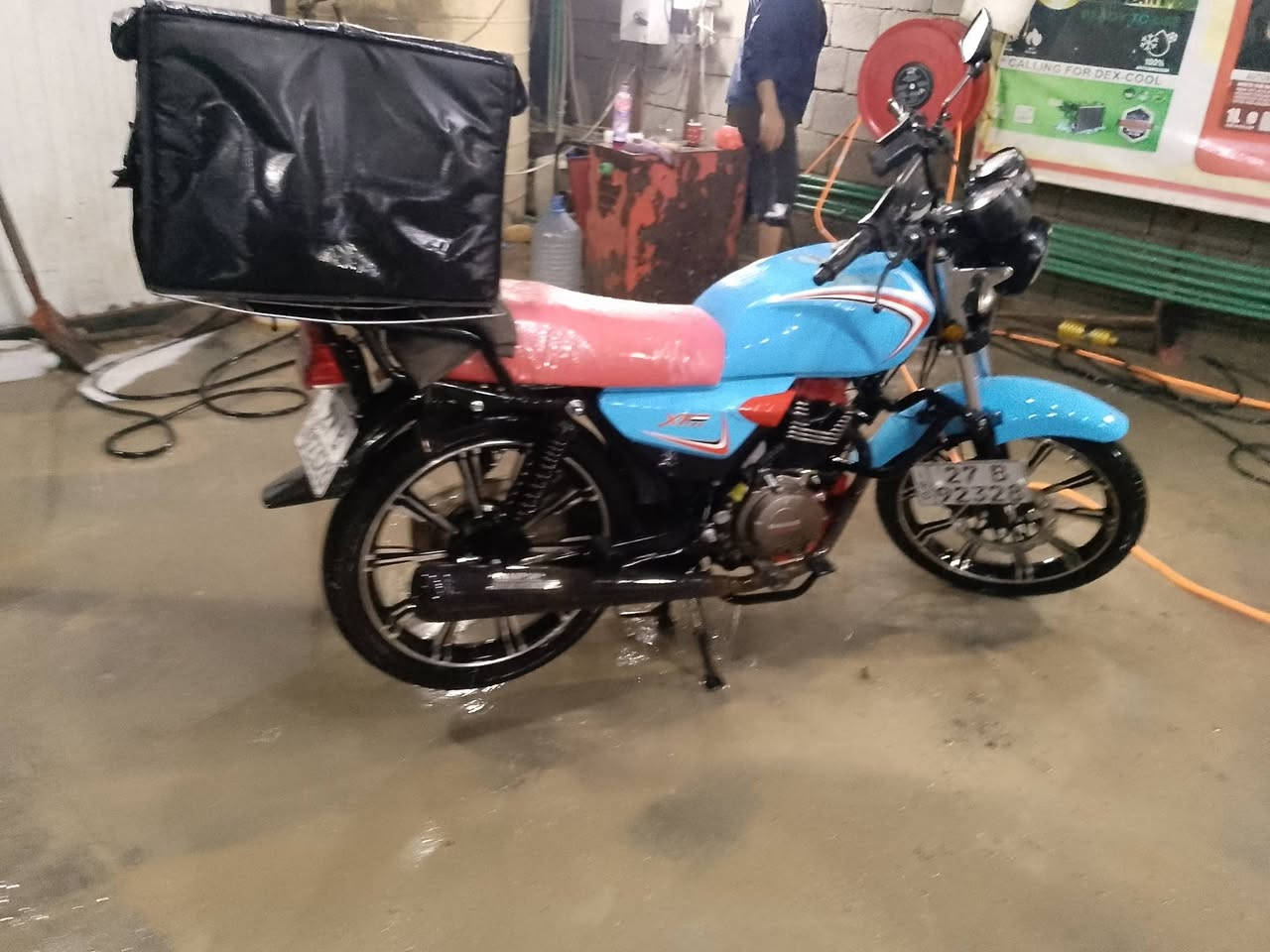 دراجه #شاينك #موديل( 23) صارلي شهر من شتغلت بيها توصيل ماشيه 4000 
رقم ذي قار  انكليزي وسنويه 
 طالعه سنه ال 25 كفاله عامه  من كلشي 
 بريك امامي عمبار ( دهن امزويل ) كل 15 يوم  
لايت امامي زنون. 
 مزوده لايتات خارجي 
 كيجات رون وسرعه وبانزين  كلهن شغال كفاله كفاله 
رباعي 
دراجه سعرها خاص الشراي يتفضل


**إذا كنت صاحب هذا الإعلان وتريد حذفه لأي سبب، رجاءا أرسل رسالة إلى الدعم الفني**