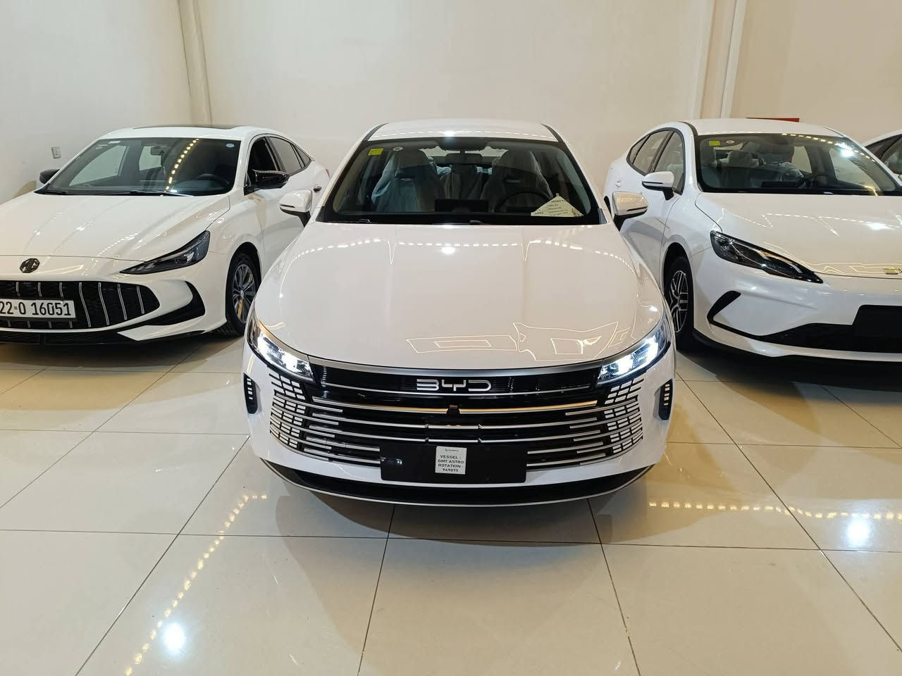 عندي بي واي دي دستروير ٢٠٢٥ مكفولة كفالة عامة على وضع الشركة ماشية ٥ الاف مراوس بكورلا ***********
