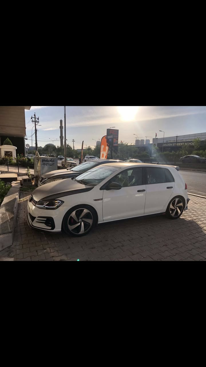 ويل GTI بلادي
قیاس ١٨
هەموو شتی بە شەرت
بێ تەقین
بێ لەحیم
بێ خواری
گۆرینەو دەکەم لەگەر سپۆرت بەدڵم بی  باقی دەدەمەوە 
لە هەولێرم 

ويل gti بلادي
نيكل + اسود
قياس ١٨
كل شي بيه بشرط
لا فطر
لا عواج
لا لحيم
اراوس ويا شكل سبورت اذا عجبني انطي فرق
اربيل


**إذا كنت صاحب هذا الإعلان وتريد حذفه لأي سبب، رجاءا أرسل رسالة إلى الدعم الفني**