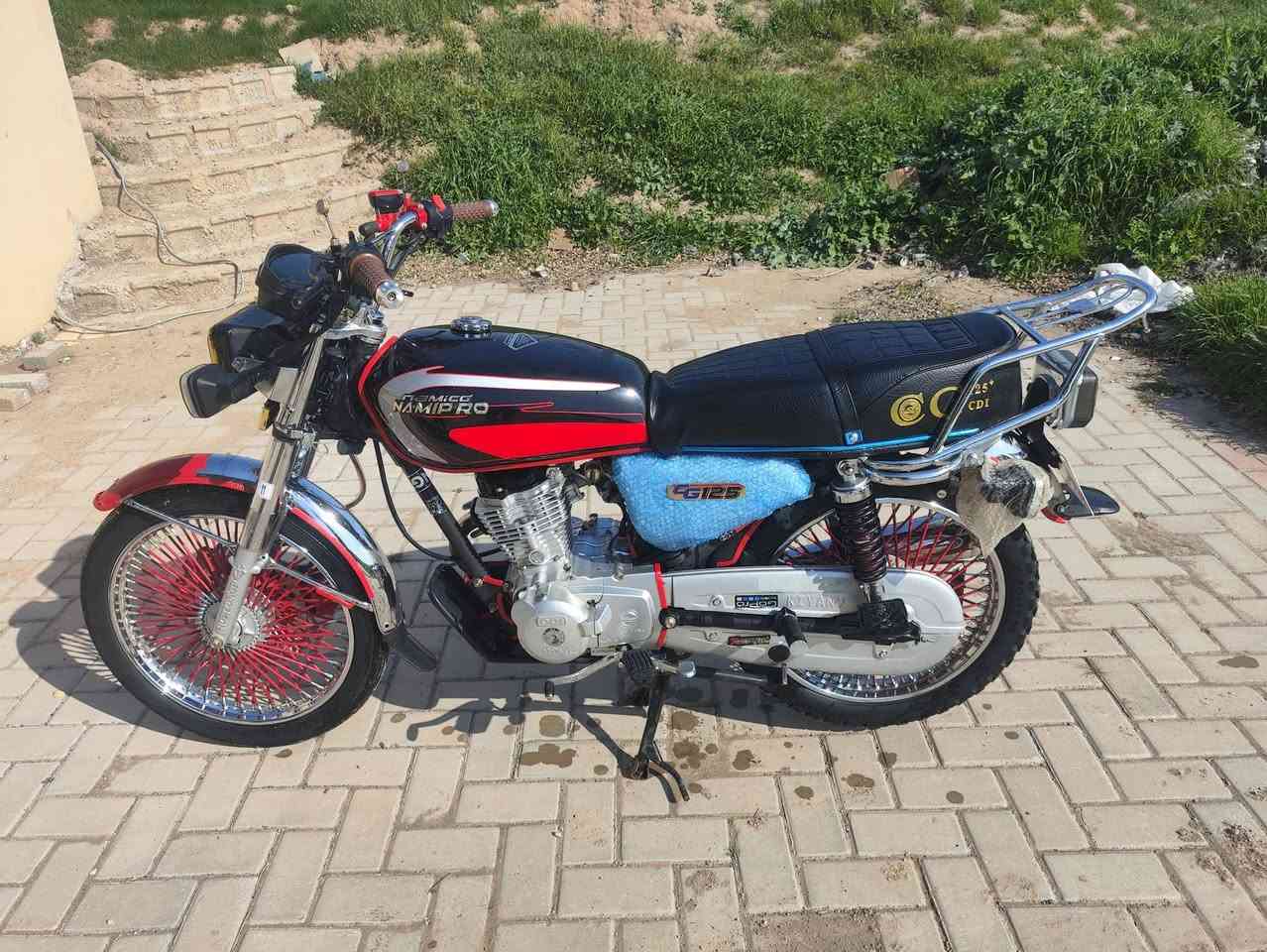 السلام عليكم نامي برو هونزده قطاس موديل 25 اوراق كهربيات كله شقاله دراجه كفاله عامه صالنصه MKZسعر 700 وبيه مجال. مكاني بين كلار وخانقين( صالح اغا ) شراي اتصل ***********. او تعال خاص
