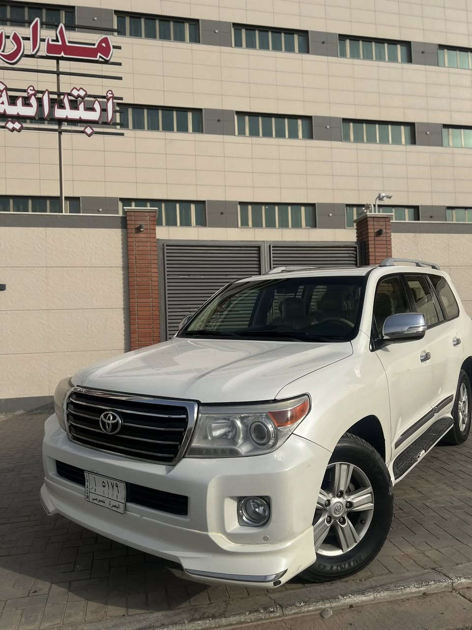 تويوتا لاندكروزر 2012 مواصفات فطيم
لاندكروزر مواصفات فطيم
مكينه 8 سلندر 4600
ماشيه 235 الف حقيقي
بيها تبديل جاملغ الامامي الايسر
واشويه ملاحضات 
مكانها البصره التميميه
سعرها 318 ورقه وبيها مجال للشراي
لااستفسار اكثر اتصال او واتساب
***********
***********

