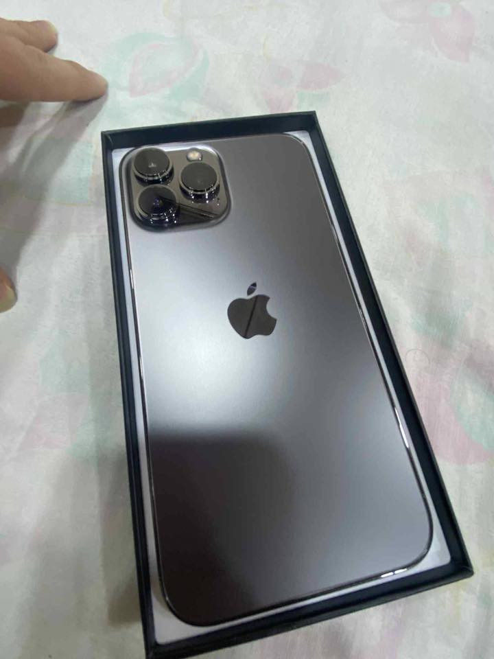 ايفون 13ابرو مكس البيع شرط ميعبر هوه كله بلادي كمل ملحقتها كارتون وشاحنه كله بلادي بطاريه 96  السعر 750وبيه مجال قليل مكاني كركوك حي العسكري رقم موبايل ***********
