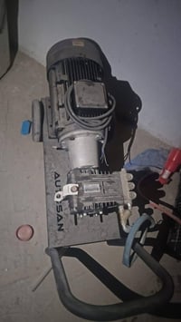راسل للسعر