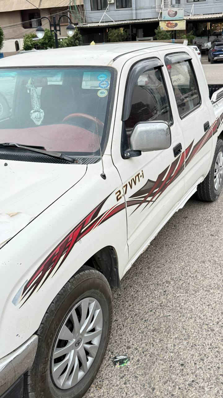 تیۆتا یابانی مۆدێل  2001
ئاڕمێ پلاستیكی سلێمانی بە شەرتی ئەوەلیاتوو غرامە
گێڕومەكینە.بۆیاخیشی زۆۆر كەمە شایەنی باس نیە 
سەیارەكە بی تەقەو ڕەقەیە 
سەیارەی ماڵە هی مەعرەز نیە ماڵی دۆستە
نرخی 70 گەلا مەعامەلەیەكی زۆۆر كەم لە سلێمانیە 
ژم   ***********
*********** السليمانية, العراق
