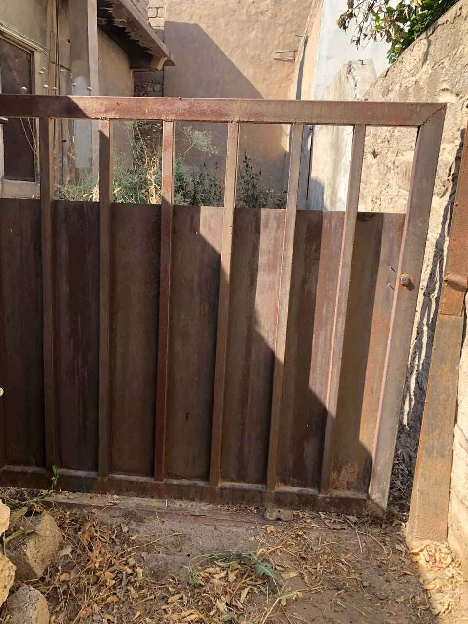 مكلف بالنشر لحد يراسلني خابرو على رقم
باب سلايت سعر 175 
عنوان حمدانية 
***********
