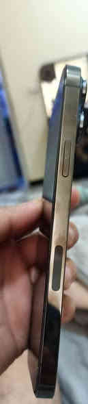 للبيع او مراوس جهاز 13 برو ماكس كارتون سعره 740 الف مكاني....ذي قار..***********
