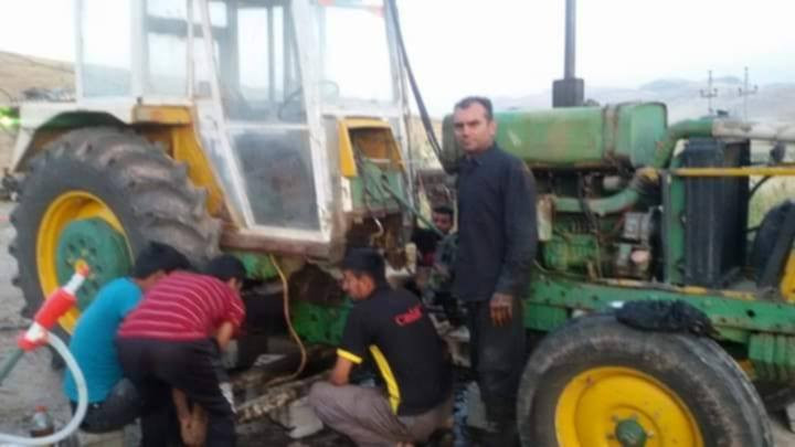 سڵاو .هاوڕەیان .وەستا حسێن ڤاندام  ئامادەیە بۆ تەحمیل کردونو جاک کردنی هەموو جۆرە ئامێرەکانی گاز وەکو.(تراکتۆر شۆفل حەفارە ڕافیحە..لە شوێنی خۆی بە هەرزانترین نرخ.***********
