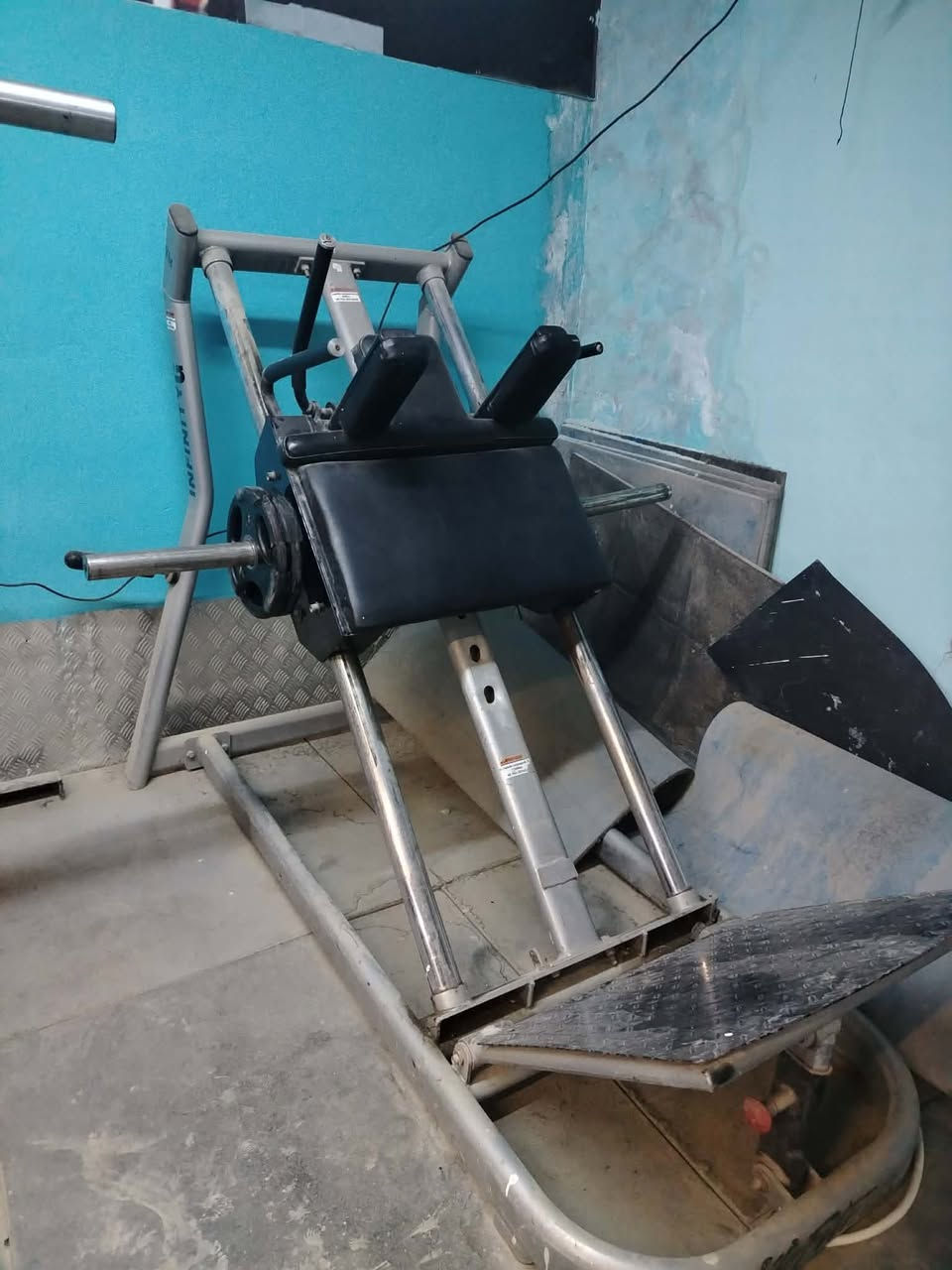 هاك باك للبيع العنوان بابل 
سعر ٥٠٠ الف وبي مجال الشراي
 رقم ***********
