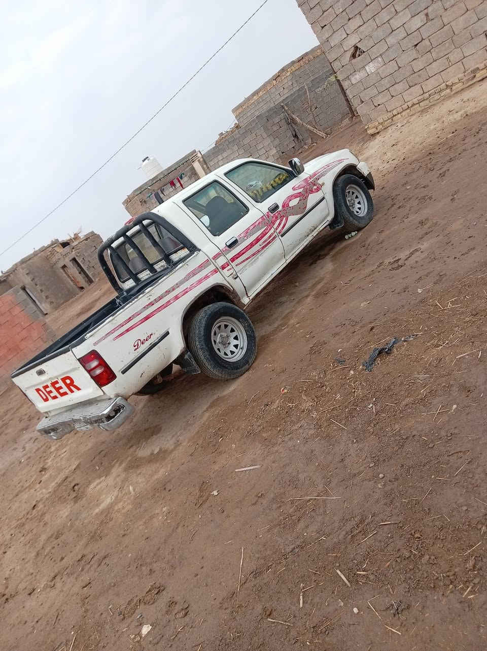 سلام عليكم سياره دير كفاله عامه من مكينه وكير وكسن وتوير وكربيات كله كفاله سنويه ٢٨ مشروع وطني رقم بغداد الماني سعره ٣٥ وبيه مجال كلش قليل رقم ***********
