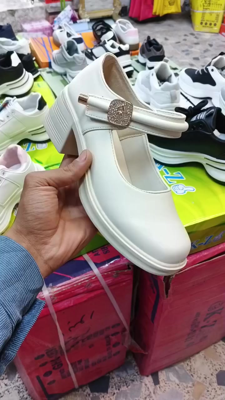 سبع البور//السوداني/اسمم المحل الحذاء الذهبي ❤
توصيل متوفر 👉


**إذا كنت صاحب هذا الإعلان وتريد حذفه لأي سبب، رجاءا أرسل رسالة إلى الدعم الفني**