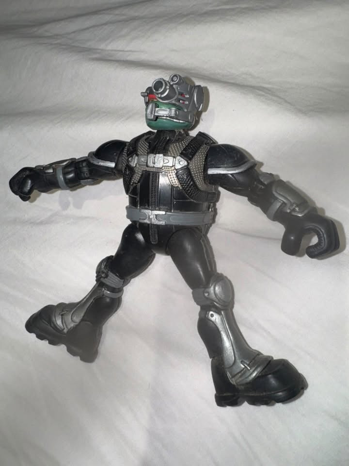 ORIGINAL MIREGE STORE PLAY MATES CANTON2003 RARE FIGURE TMNT


**إذا كنت صاحب هذا الإعلان وتريد حذفه لأي سبب، رجاءا أرسل رسالة إلى الدعم الفني**