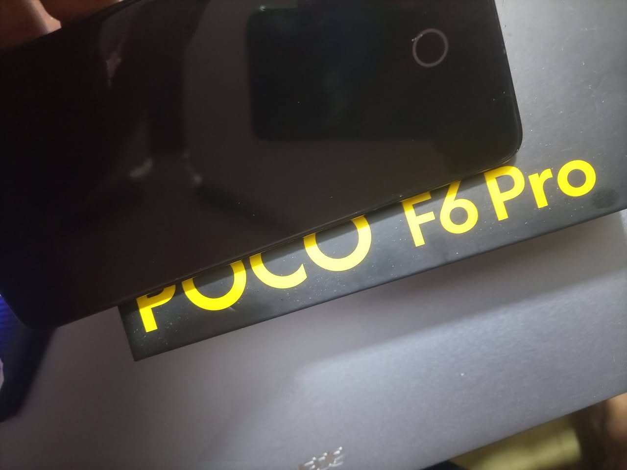 السلام عليكم عندي جهاز بوكو f6بروو فول نضافة  مامفتوك وويا كفر وشاحنته الأصلية ١٢٨وكارتونته كامل مكمل .

سعره ٣٧٥ الف. 
رجائاً إخوتي المايشتري لايتصل ويضل بس يستفسر ترا بوكو والبوكو معروف بعد .


**إذا كنت صاحب هذا الإعلان وتريد حذفه لأي سبب، رجاءا أرسل رسالة إلى الدعم الفني**