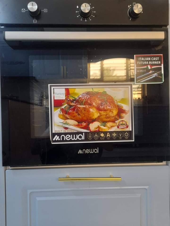 فرن غازي جديد غير مستخدم ابد قياس 60×60


**إذا كنت صاحب هذا الإعلان وتريد حذفه لأي سبب، رجاءا أرسل رسالة إلى الدعم الفني**