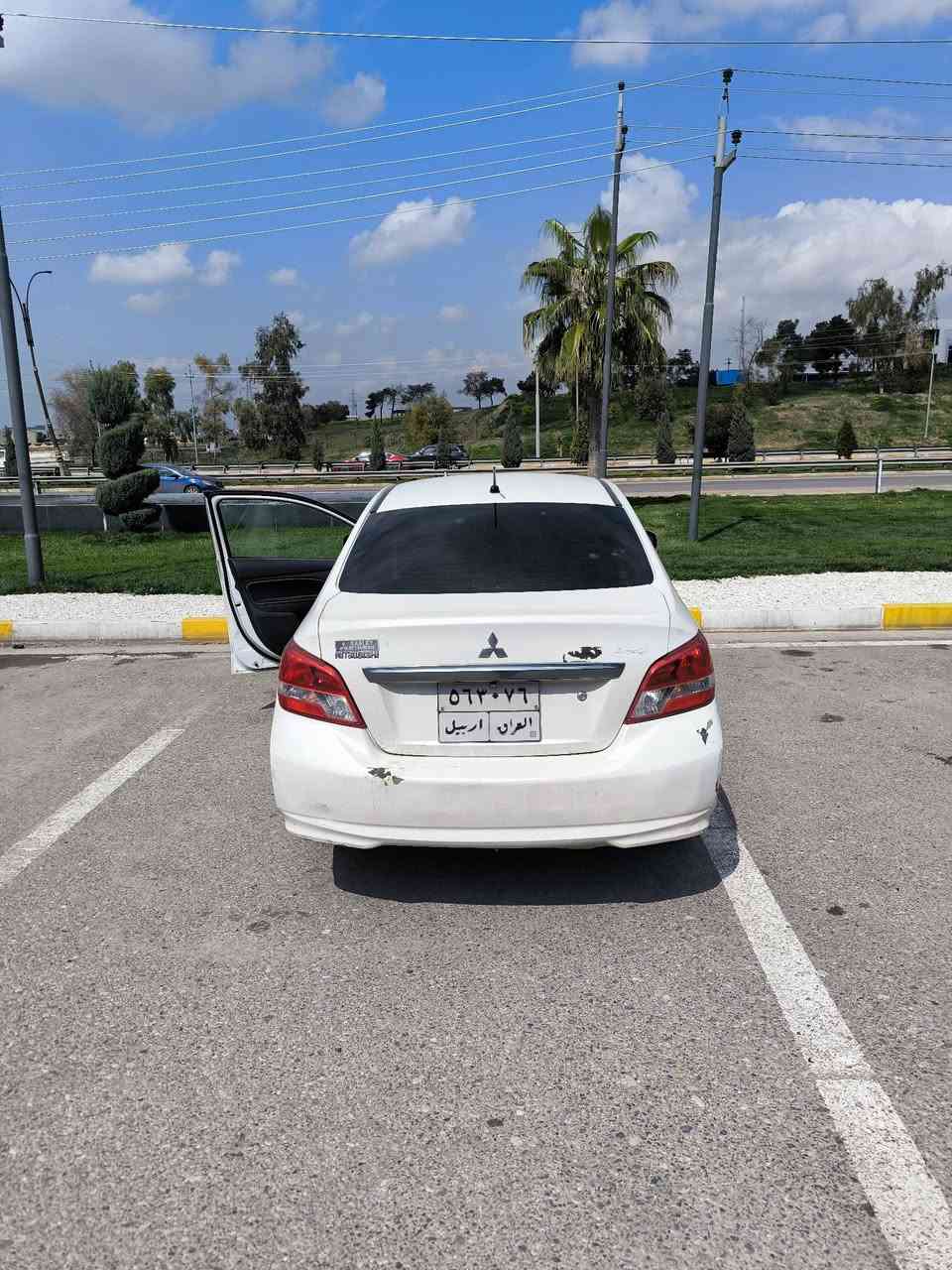 سلام عليكم ميراج G4
موديل 2017 تحويل وكاله غرامه بشرط عليها 7 ورقات ينزل من سعر

رقم اربيل مكان اربيل 2 قطعه بدون دواخل و شوي تعديل بارد

***********
