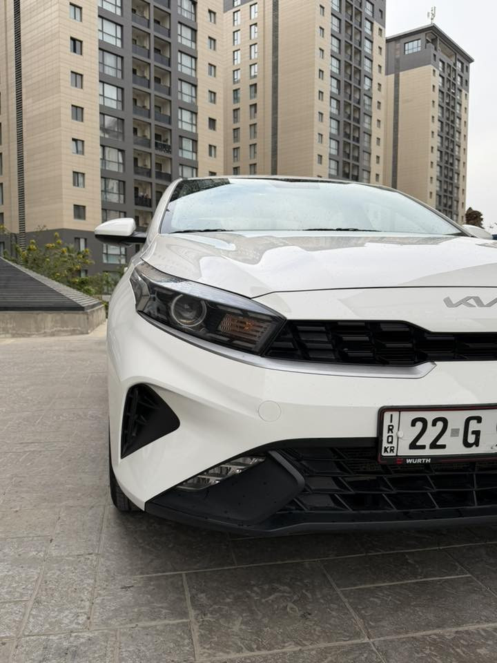 السلام عليكم 
غير متواجد على الفيس بوك الرجاء الاتصال عالرقم مكلف بالنشر 
سيراتو خليجي موديل 2024 
محرك 1600 
داخل لونين 
تبريد قطعتين 
بلوجكتر بالدعامية 
مثبت سرعة
كفالة عامة من الصبغ وبارد ماعدا رصعة بسيطة 
رقم اربيل باسم شركة فيصل عزيز تريد تحويل تريد وكالة براحتك 
ماشية 45000 حقيقي
السعر 170 ورقة وبيها مجال قليل
للاستفسار اتصال على الرقم ***********
