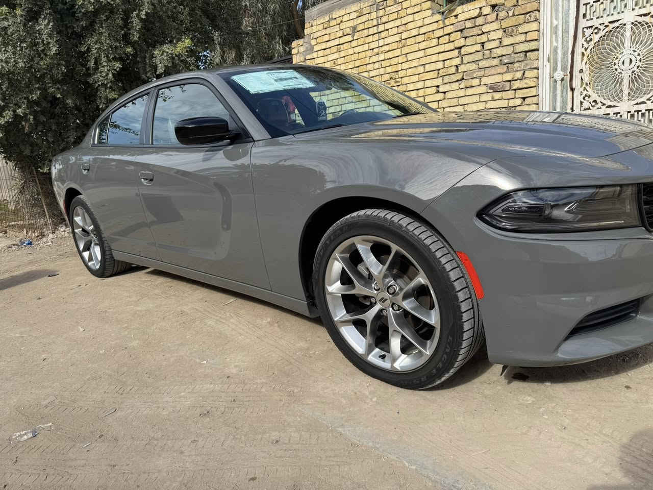 السلام عليكم شباب جارجر موديل 23 رقم بغداد لون سمنتي تقرير غرق شغاله من أمريكا بدون فتح كلبسه بيه مكانه الناصرية مركز   ***********   السعر270
