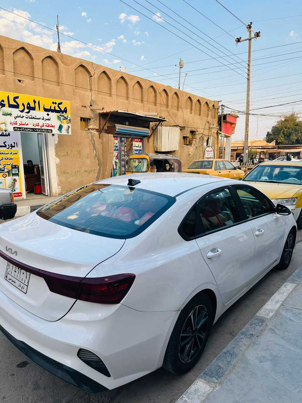 ( أعاده النشر سبب الوعود الكاذبه )كيا فورتي موديل 2022 معوقين ذي قار وكاله عامه يمته ما تريد بدون ضربه بيه دحجه قليله مثل ما موضح بل صور 
لوان ابيض صدفي 
ماشيه 47 ميل 
مميزاته 
توقف ذاتي 
تحديد مسار 
أشاره بل مري 
دوشمه بلادي درجه اولا 
مكاني ذي قار رقم الاتصال 
***********
