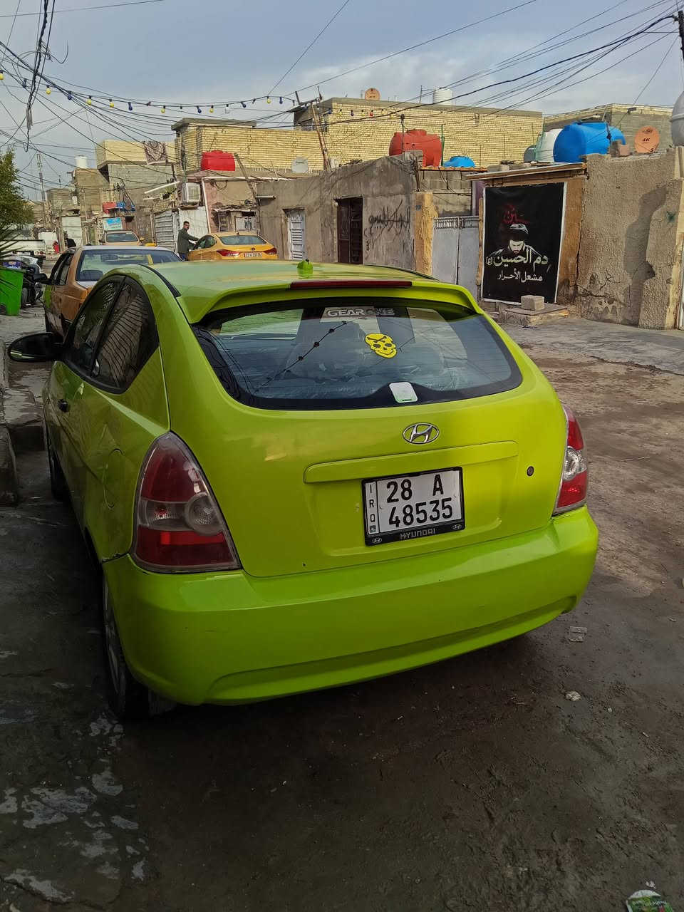 اكسنت تك باب
مصبوغه عام تغير لون بدون حادث 
هزه جديده بسمي مكينه تبريد جاهزن
بس كير بي عته ع بك ماعرف شبي ينزل من سعر 
سعرها 65 مكاني بغداد طالبيه 
***********
