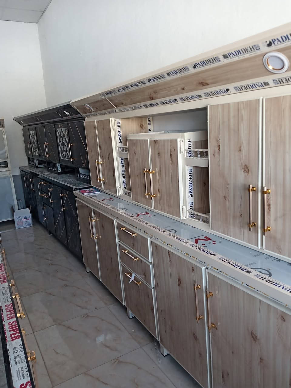 كاونترات جديد للبيع الاستفسار *********** المكان الرمانه البعبيد
