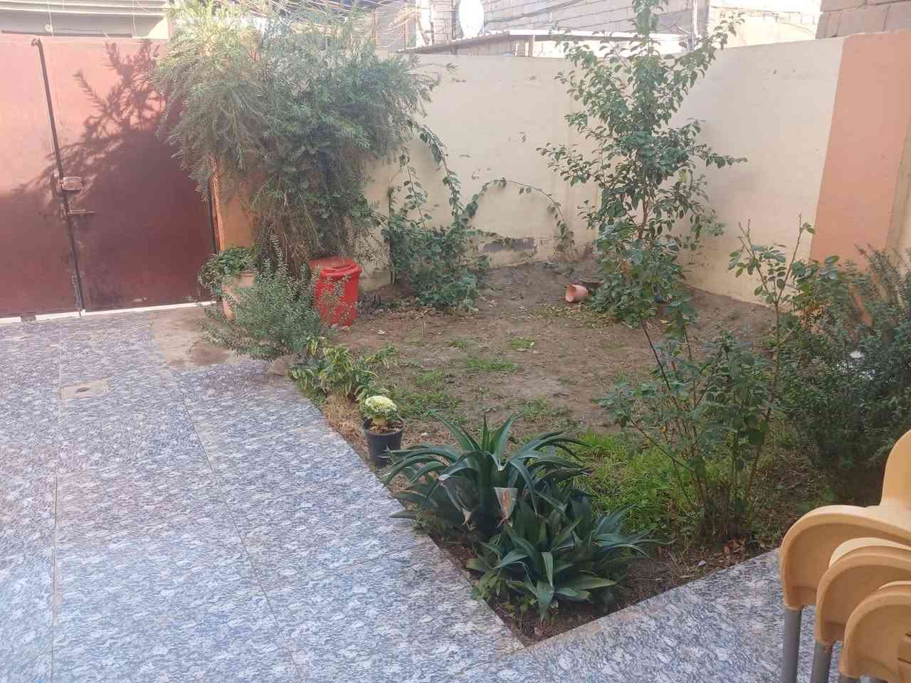 يالله بيت للبيع طابو زراعي سند25المساحه 200م يتكون غرفه صاله مطبخ ستقبال صحيات داخليه خارجية مناور كراج كبير حديقة بناء طابوق سقف مسلح خدمات كامله الموقع كربلاء طويريج حي الجمعيه شارع أصحاب الكساء قريب شارع الوسط استفسار اكثر مراجعة مكتب الجمعيه للعقار مراسله او تصال 
*********** 
***********
